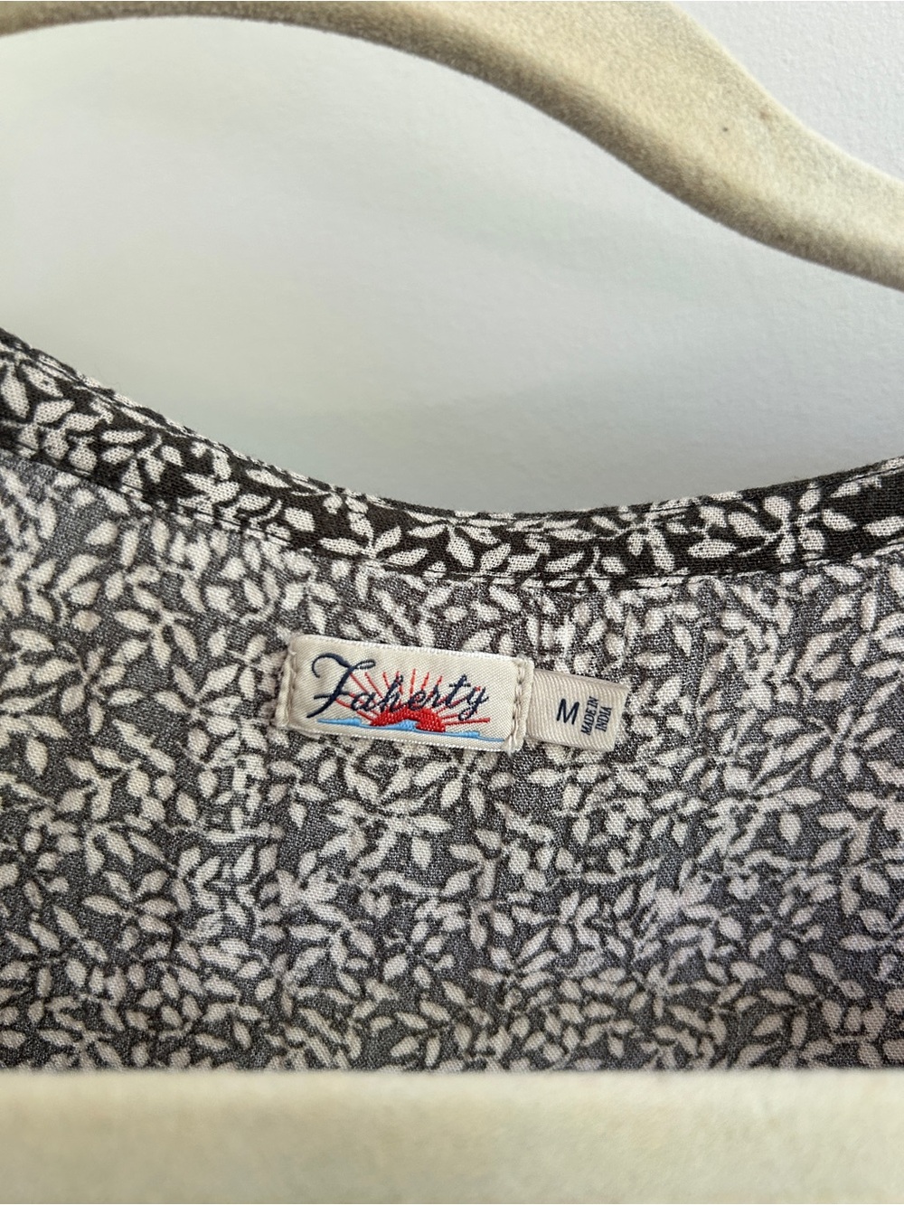 Faherty Olive and Cream Long-Sleeve V-Neck Smock Dress - Picture 2 of 2